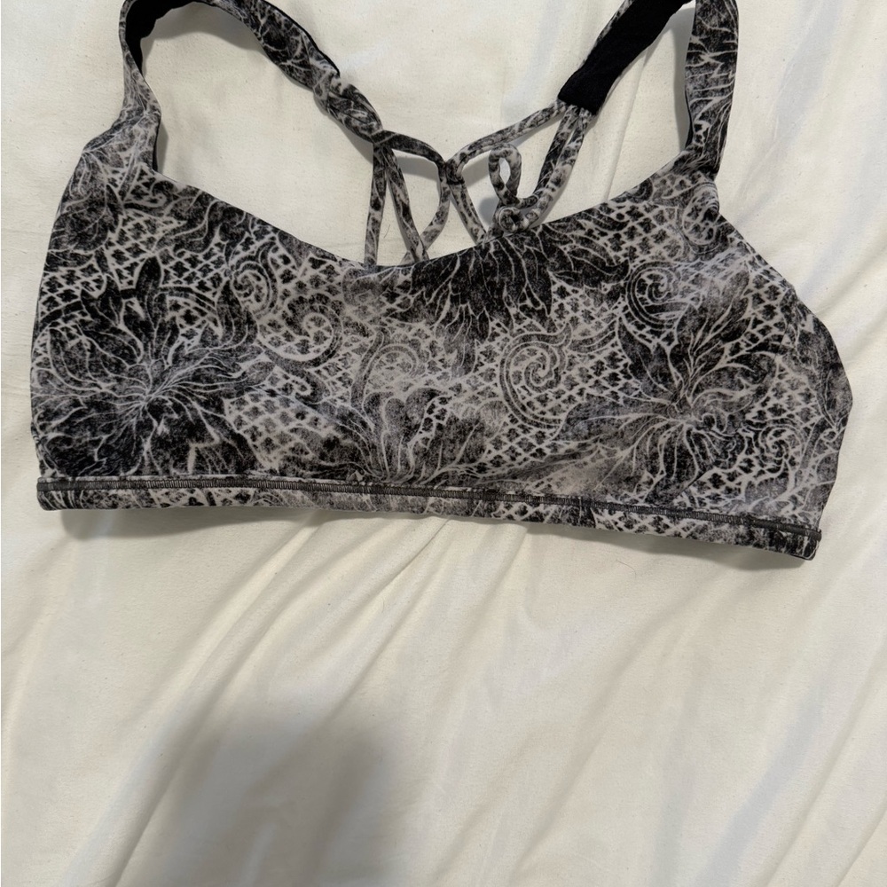 Lululemon Black and Gray Print Bralette